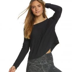 CLOTHING Beyond Yoga Weekend Traveler Pullover Darkest Night