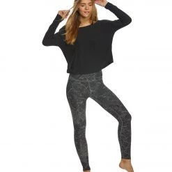 CLOTHING Beyond Yoga Weekend Traveler Pullover Darkest Night