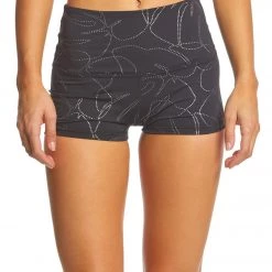 CLOTHING Beyond Yoga Flashback Circuit High Waisted Short Shorts Monstera Leaf Silver/Black