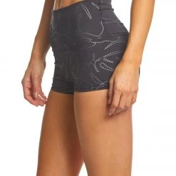 CLOTHING Beyond Yoga Flashback Circuit High Waisted Short Shorts Monstera Leaf Silver/Black