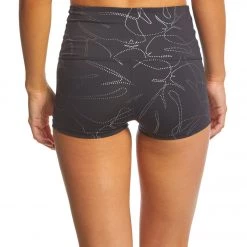 CLOTHING Beyond Yoga Flashback Circuit High Waisted Short Shorts Monstera Leaf Silver/Black