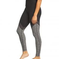 CLOTHING Beyond Yoga Tri-Panel Spacedye High Waisted 7/8 Yoga Leggings Darkest Night Tri-Panel
