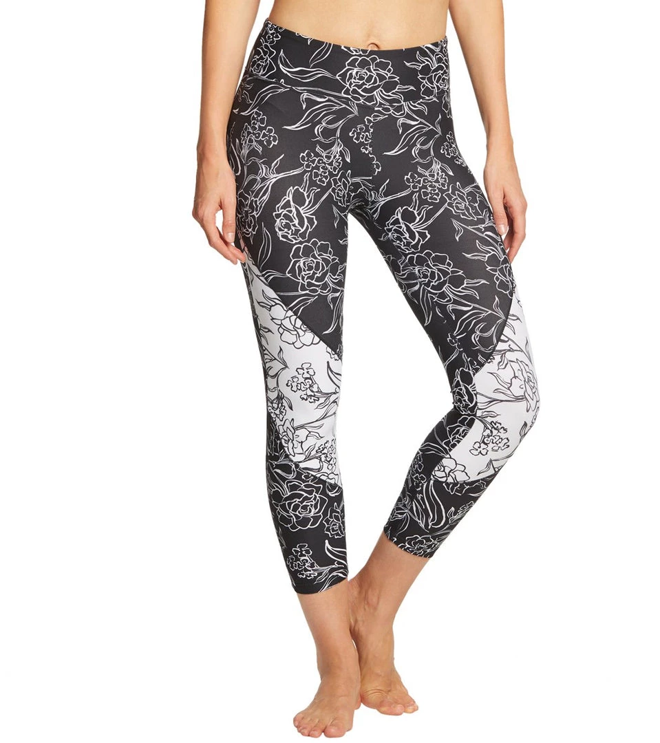 CLOTHING Balance Collection Dana Yoga Capris Black/White Floral 4 CLOTHING Balance Collection Dana Yoga Capris Black/White Floral