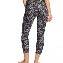 CLOTHING Balance Collection Dana Yoga Capris Black/White Floral 11 CLOTHING Balance Collection Dana Yoga Capris Black/White Floral