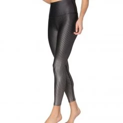 Beyond Yoga Spot On High Waisted 7/8 Yoga Leggings Black/Active Slate Spot On 9 Beyond Yoga Spot On High Waisted 7/8 Yoga Leggings Black/Active Slate Spot On