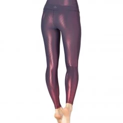 Beyond Yoga Spot On High Waisted 7/8 Yoga Leggings Nocturnal Navy/Team Burgundy Spot On CLOTHING 10 Beyond Yoga Spot On High Waisted 7/8 Yoga Leggings Nocturnal Navy/Team Burgundy Spot On CLOTHING