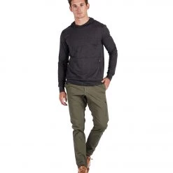 Vuori Men's Ponto Performance Yoga Pullover Charcoal Heather CLOTHING