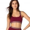 CLOTHING Beyond Yoga Cross Point Yoga Sports Bra