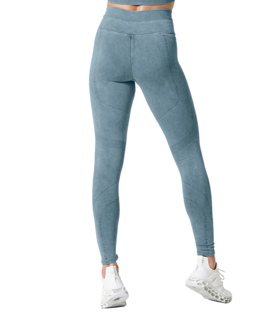 CLOTHING NUX One By One Seamless Yoga Leggings Steely Skies Vintage Wash 5 CLOTHING NUX One By One Seamless Yoga Leggings Steely Skies Vintage Wash