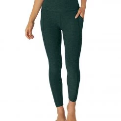NEW ARRIVALS Beyond Yoga Spacedye Out Of Pocket High Waisted 7/8 Yoga Leggings Hunter Green/Nocturnal Navy 10 NEW ARRIVALS Beyond Yoga Spacedye Out Of Pocket High Waisted 7/8 Yoga Leggings Hunter Green/Nocturnal Navy