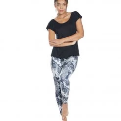 Marika High Waisted Printed Yoga Capris Black And White Torn Animal Print