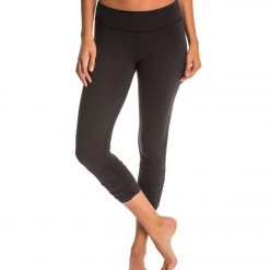 Beyond Yoga Essential Gathered Yoga Capris CLOTHING