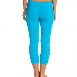 CLOTHING Beyond Yoga Essential Gathered Yoga Capris Turqouise Tide