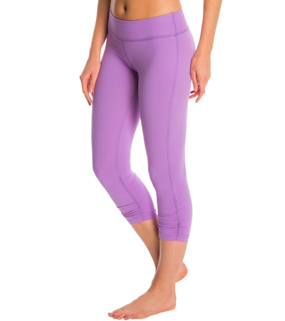 CLOTHING Beyond Yoga Essential Gathered Yoga Capris Lavender 4 CLOTHING Beyond Yoga Essential Gathered Yoga Capris Lavender