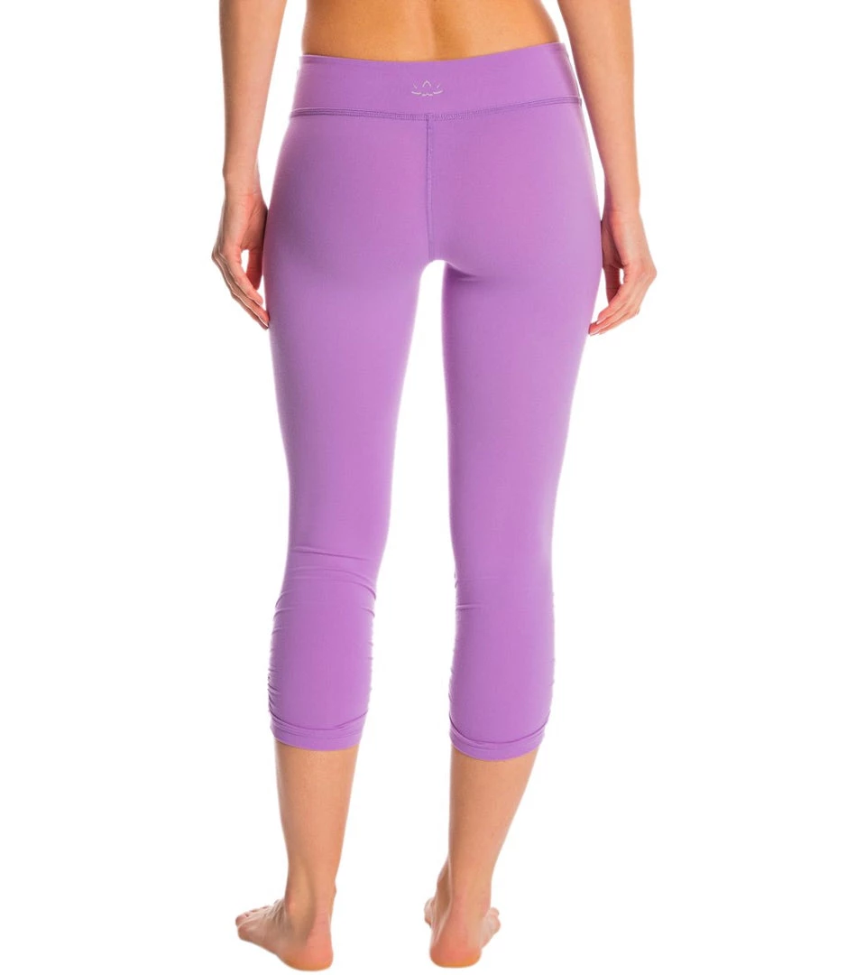 CLOTHING Beyond Yoga Essential Gathered Yoga Capris Lavender 5 CLOTHING Beyond Yoga Essential Gathered Yoga Capris Lavender