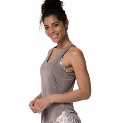 CLOTHING Onzie Glossy V Yoga Tank Champagne