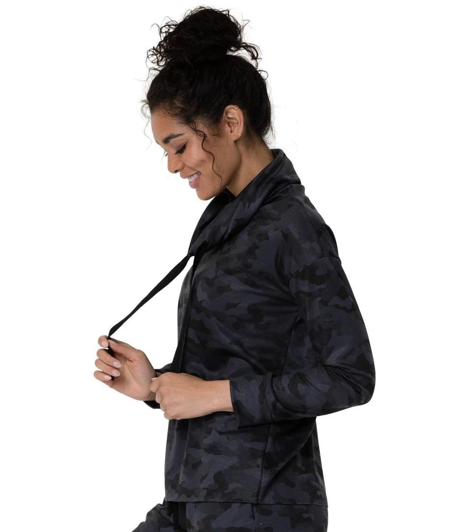Onzie Divine After Yoga Hoodie Black/Gray Camo 4 Onzie Divine After Yoga Hoodie Black/Gray Camo