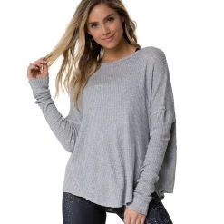Onzie Raglan Yoga Pullover Heather Gray CLOTHING