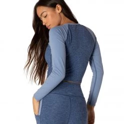Beyond Yoga Spacedye In The Mix Cropped Yoga Longsleeve Top Serene/Hazy Blue CLOTHING 11 Beyond Yoga Spacedye In The Mix Cropped Yoga Longsleeve Top Serene/Hazy Blue CLOTHING