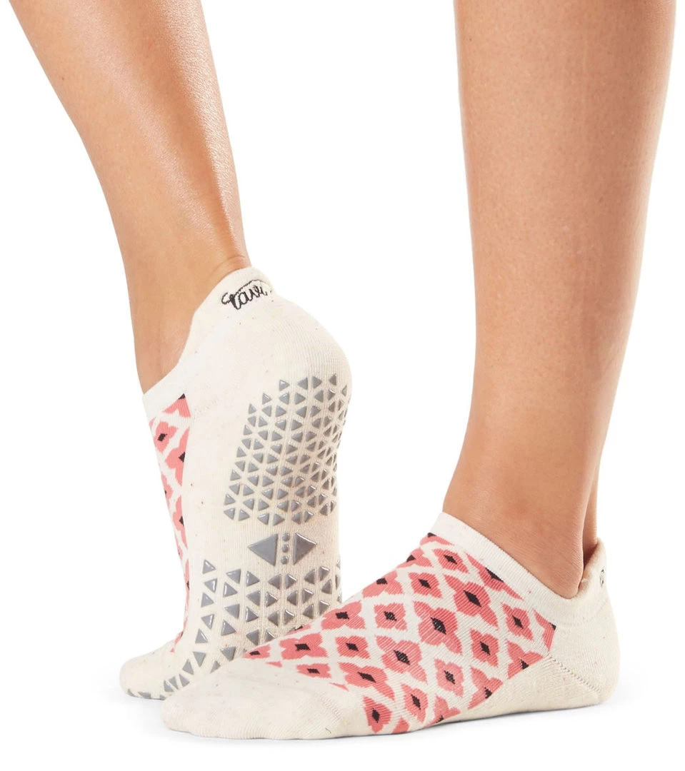 Tavi Savvy Barre Grip Socks Medina Print 5 Tavi Savvy Barre Grip Socks Medina Print