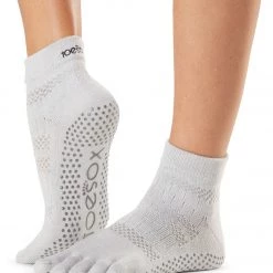 CLOTHING Toesox Ankle Length Full-Toe Yoga Grip Socks Ciao