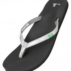 Sanuk Women's Yoga Joy Metallic Flip Flop Silver