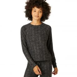 CLOTHING Beyond Yoga Hacci Favorite Raglan Crew Yoga Pullover Charcoal Cobra 13 CLOTHING Beyond Yoga Hacci Favorite Raglan Crew Yoga Pullover Charcoal Cobra