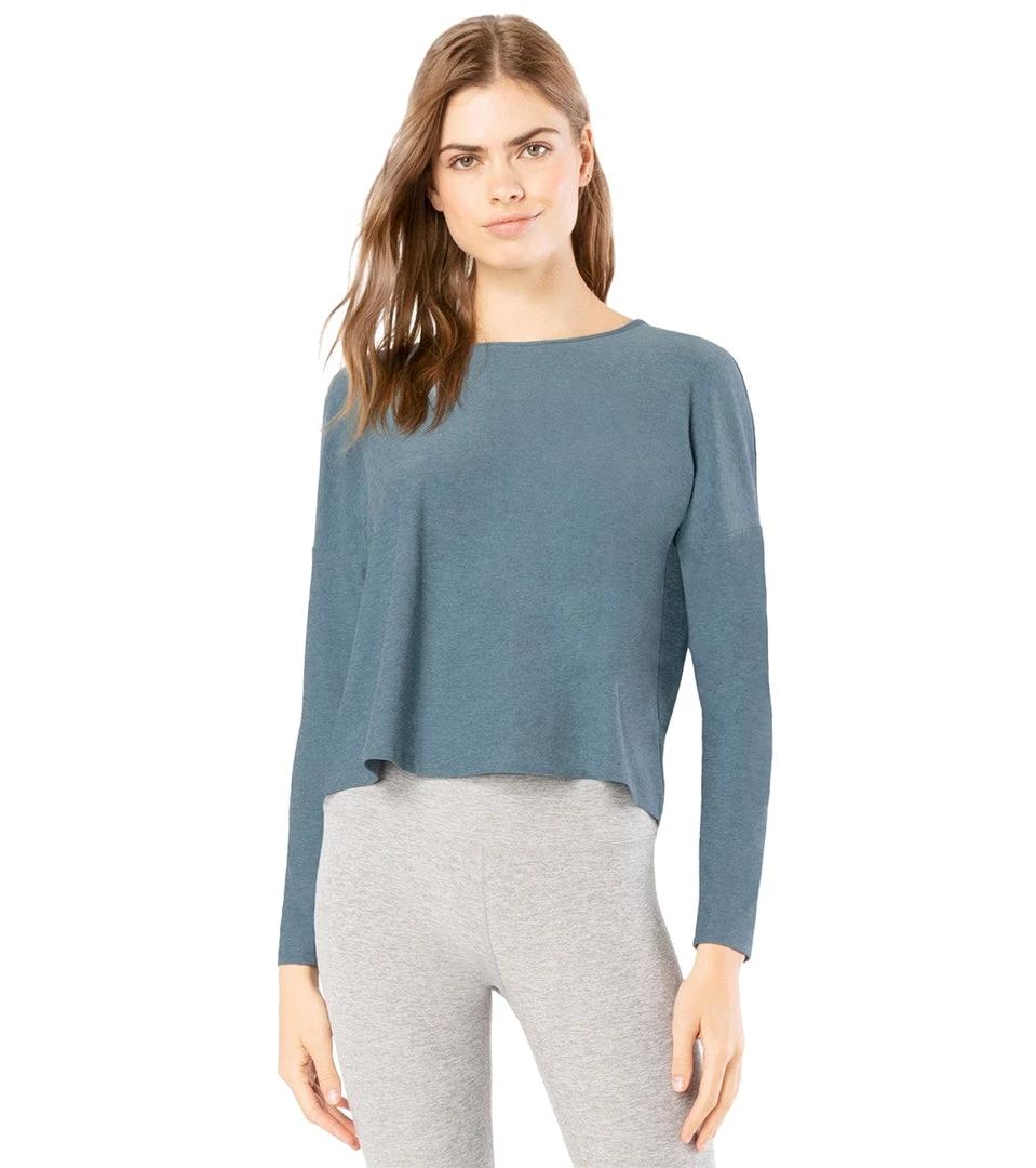 CLOTHING Beyond Yoga Featherweight Morning Light Cropped Pullover Stormy Blue-Blue Cloud 3 CLOTHING Beyond Yoga Featherweight Morning Light Cropped Pullover Stormy Blue-Blue Cloud