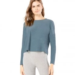 CLOTHING Beyond Yoga Featherweight Morning Light Cropped Pullover Stormy Blue-Blue Cloud 15 CLOTHING Beyond Yoga Featherweight Morning Light Cropped Pullover Stormy Blue-Blue Cloud