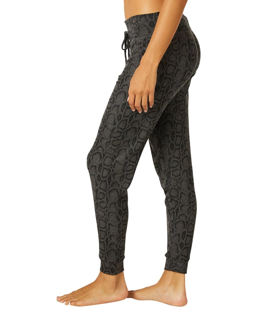 CLOTHING Beyond Yoga Brushed Up Lounge Around Jogger Charcoal Cobra 5 CLOTHING Beyond Yoga Brushed Up Lounge Around Jogger Charcoal Cobra