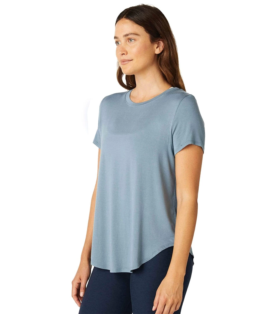 Beyond Yoga Featherweight Spacedye On The Down Low Yoga Tee Stormy Blue-Blue Cloud 4 Beyond Yoga Featherweight Spacedye On The Down Low Yoga Tee Stormy Blue-Blue Cloud