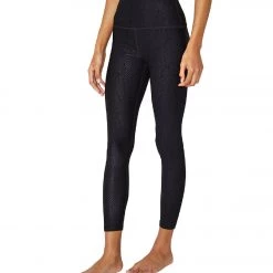 CLOTHING Beyond Yoga Snake Jacquard High Waisted 7/8 Yoga Leggings Black 11 CLOTHING Beyond Yoga Snake Jacquard High Waisted 7/8 Yoga Leggings Black