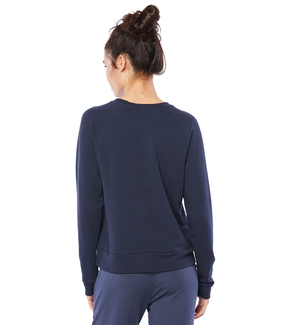 Beyond Yoga Favorite Raglan Crew After Yoga Pullover Nocturnal Navy CLOTHING 4 Beyond Yoga Favorite Raglan Crew After Yoga Pullover Nocturnal Navy CLOTHING