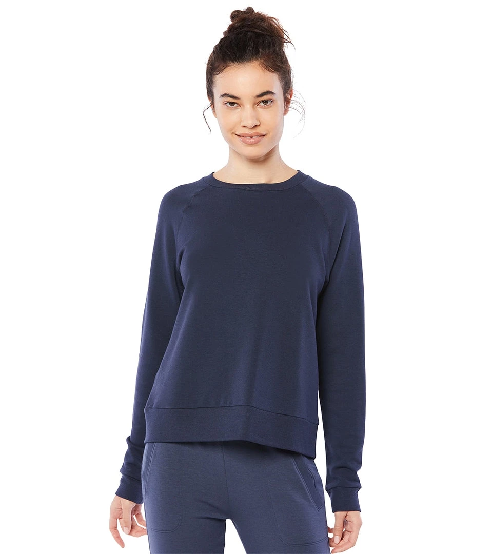Beyond Yoga Favorite Raglan Crew After Yoga Pullover Nocturnal Navy CLOTHING 6 Beyond Yoga Favorite Raglan Crew After Yoga Pullover Nocturnal Navy CLOTHING