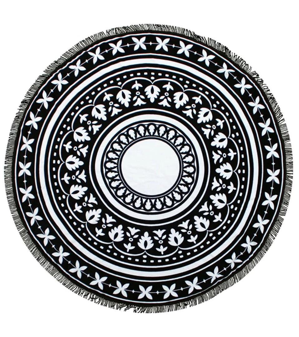 Round Towel Company The Queen Of The Beach Towel 3 Round Towel Company The Queen Of The Beach Towel