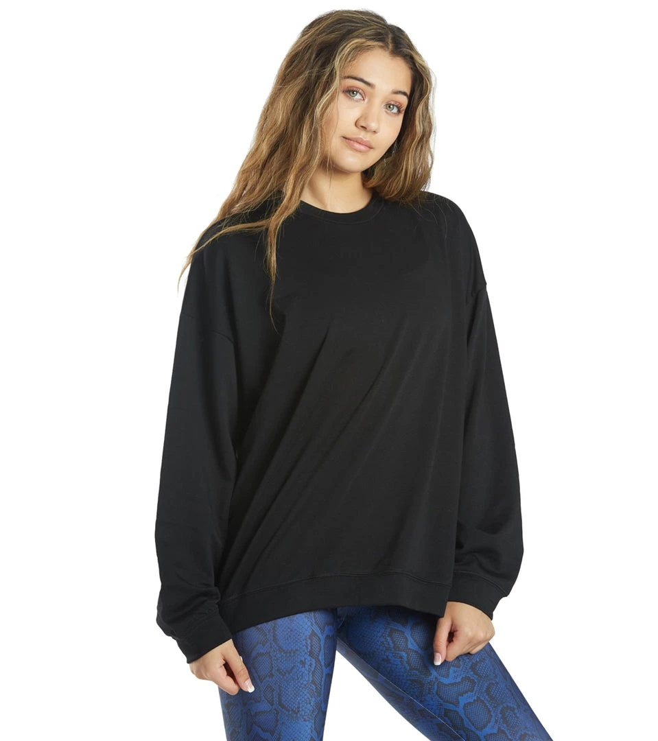 Onzie Boyfriend Sweatshirt Black 4 Onzie Boyfriend Sweatshirt Black