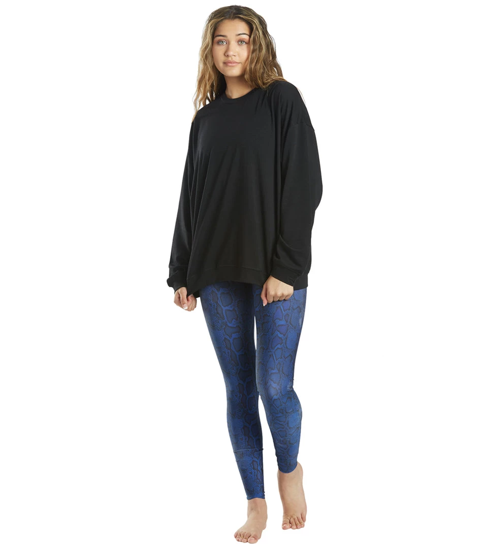 Onzie Boyfriend Sweatshirt Black 6 Onzie Boyfriend Sweatshirt Black