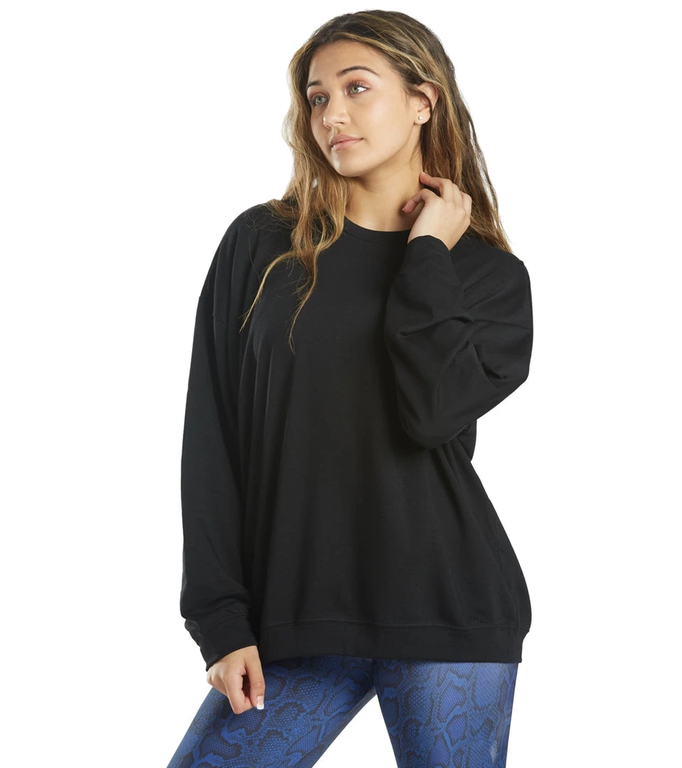 Onzie Boyfriend Sweatshirt Black 7 Onzie Boyfriend Sweatshirt Black
