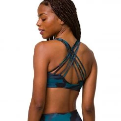 Onzie Chic Yoga Sports Bra Disguised