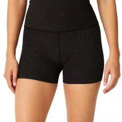 NEW ARRIVALS Beyond Yoga Spacedye All For Run Shorts