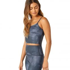 Beyond Yoga Scooped Out Cropped Tank Stellar Blue Cloud 11 Beyond Yoga Scooped Out Cropped Tank Stellar Blue Cloud