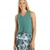 Onzie Knot Yoga Tee Pale Cacti CLOTHING