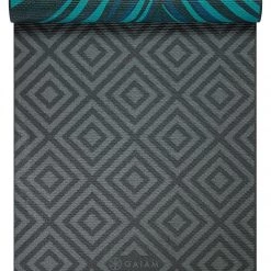 Gaiam Reversible Yoga Mat 6mm Geo Feather YOGA MATS & PROPS