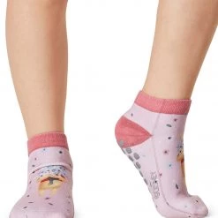 Tavi Grip Kids Low Rise Socks, 2 PACK Winnie The Pooh ACCESSORIES