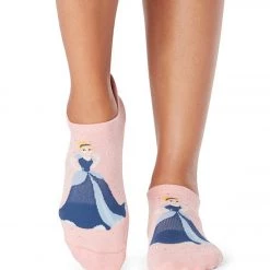 Tavi Savvy Grip Socks To The Ball