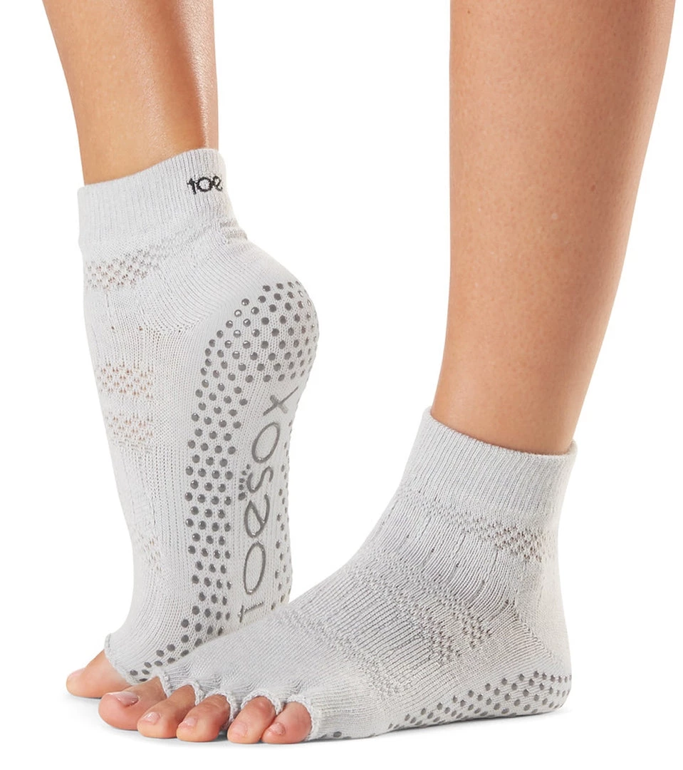 Toesox Grip Half Toe Ankle Socks Ciao 5 Toesox Grip Half Toe Ankle Socks Ciao