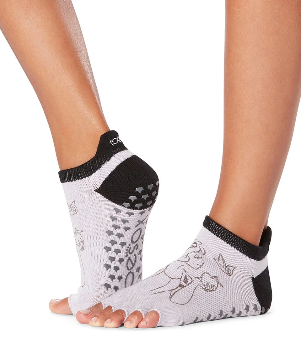 Toesox Grip Half Toe Low Rise Socks Sleeping Spell ACCESSORIES 4 Toesox Grip Half Toe Low Rise Socks Sleeping Spell ACCESSORIES