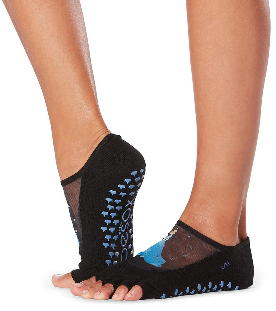 Toesox Luna Grip Half Toe Socks Stroke Of Twelve 4 Toesox Luna Grip Half Toe Socks Stroke Of Twelve