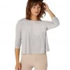 CLOTHING Beyond Yoga Featherweight Morning Light Cropped Pullover Silver Mist