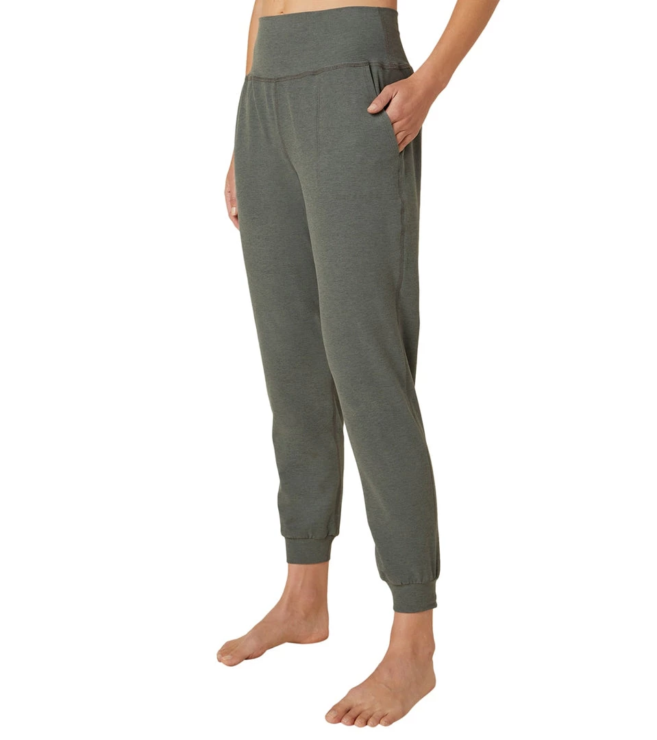 Beyond Yoga Spacedye Midi Joggers Pewter Heather 4 Beyond Yoga Spacedye Midi Joggers Pewter Heather